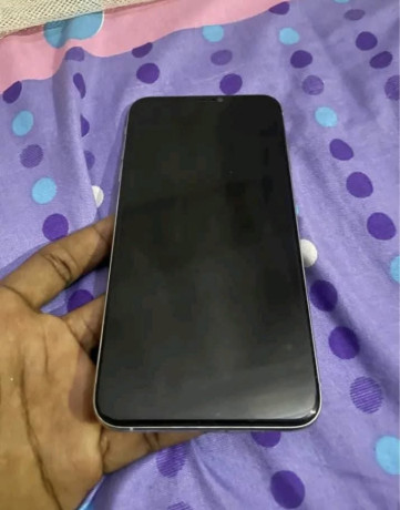 iphone-xs-max-big-1